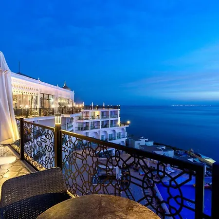 Complex Bvs Bosphorus & 4*